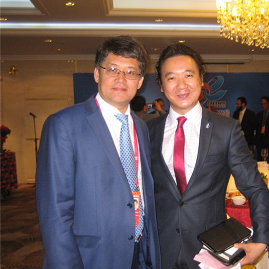 首屆亞歐博覽會(huì)新聞部長(zhǎng)論壇